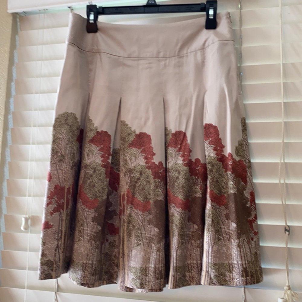 Kenzie neutral tone with tree print silk skirt